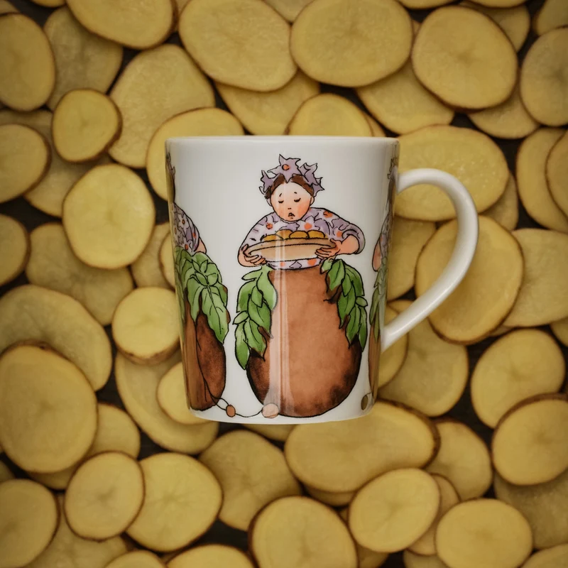 Design House Stockholm Elsa Beskow Vegetable Mug