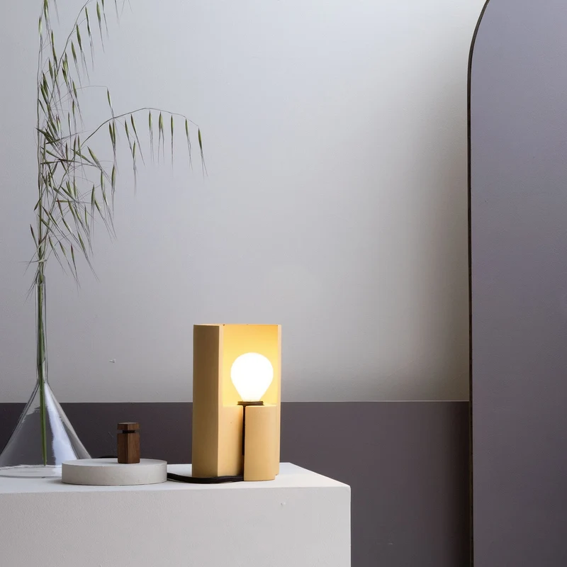Plato Design Esse Table Lamp