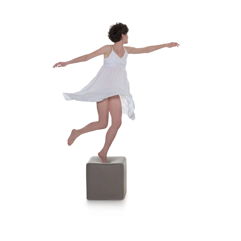 Slide Design Soft Cubo Pouf