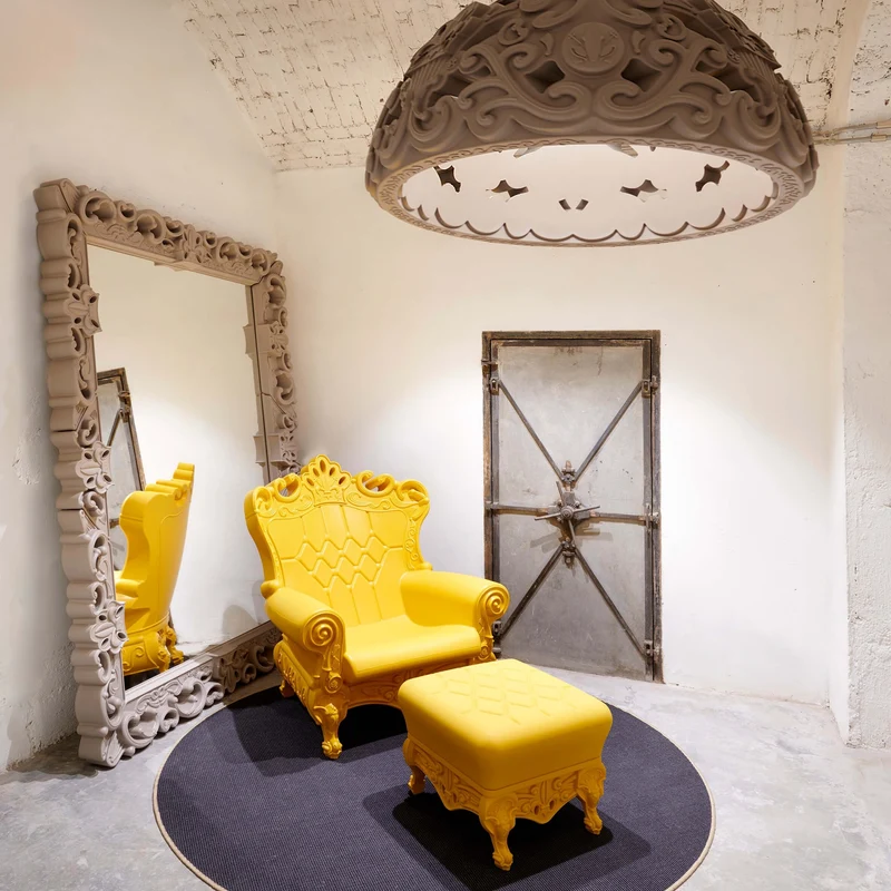 Slide Design Queen Of Love Armchair