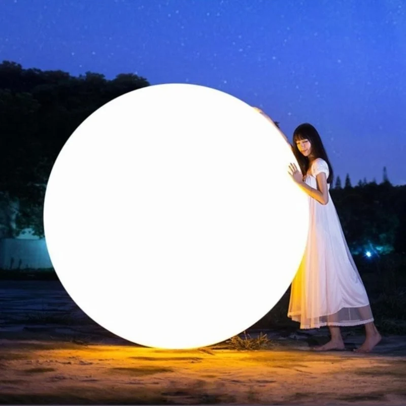 Slide Design Globo Indoor Table Lamp