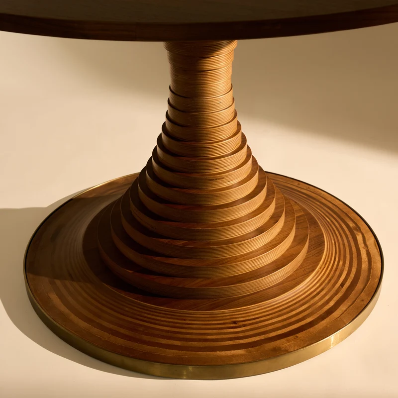 Gubi Tavolo a Dischi Dining Table