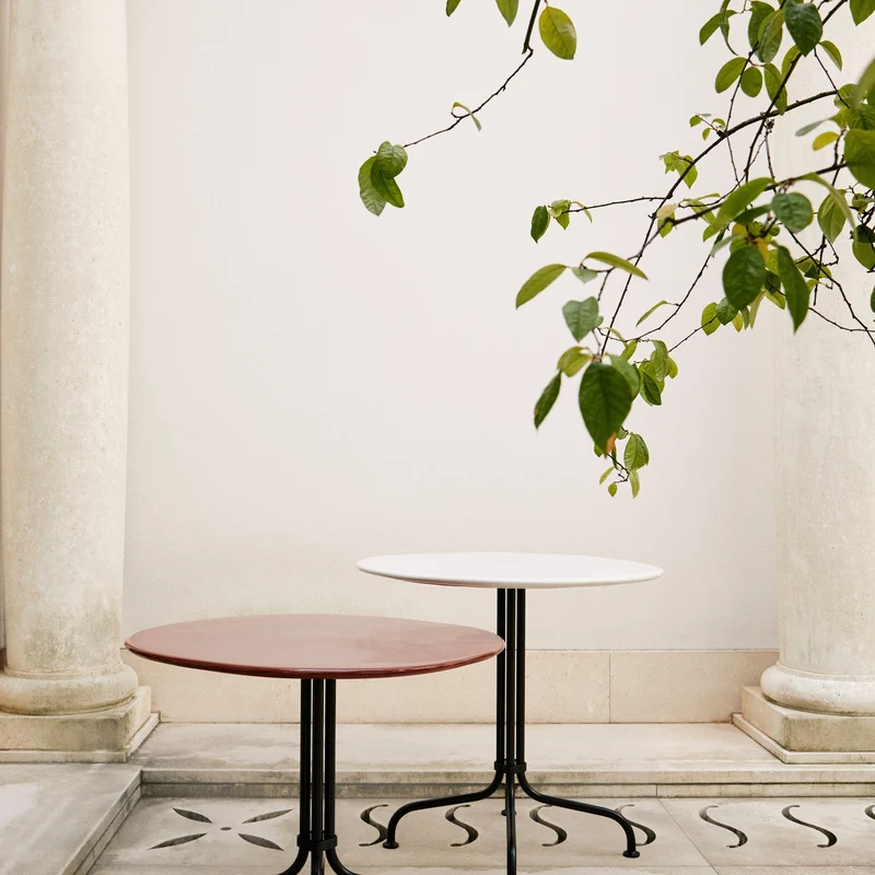 Gubi Carmel Bistro Lounge Table