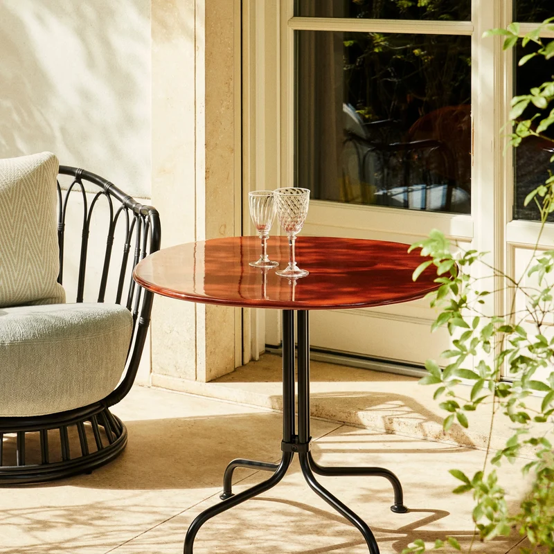 Gubi Carmel Bistro Lounge Table