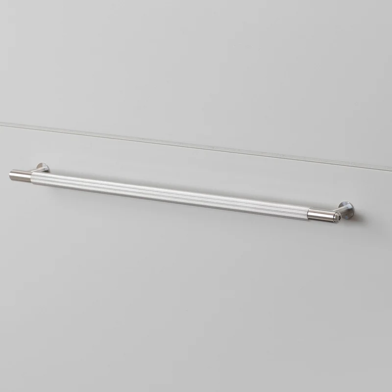 Buster + Punch Pull Bar Linear