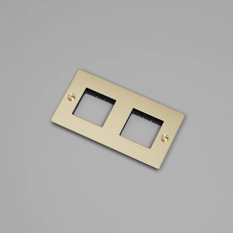 Buster + Punch Wall Plate Horizontal without Infills