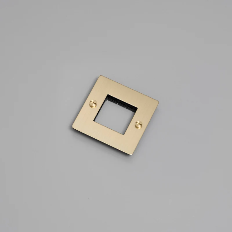 Buster + Punch Wall Plate Horizontal without Infills