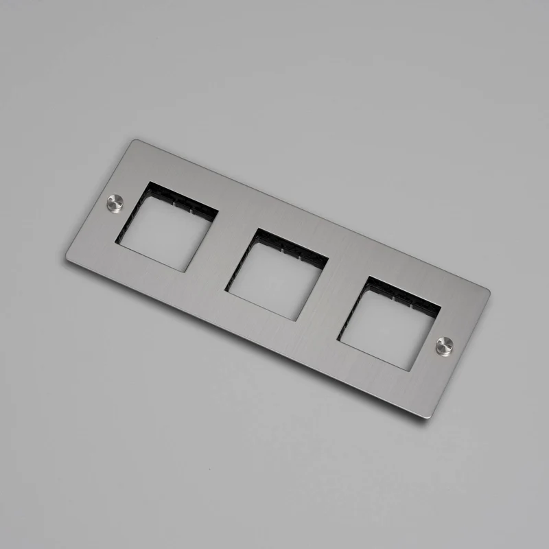 Buster + Punch Wall Plate Horizontal without Infills