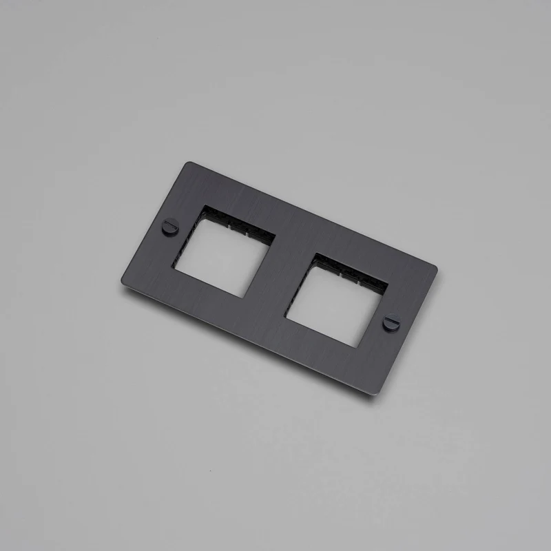 Buster + Punch Wall Plate Horizontal without Infills