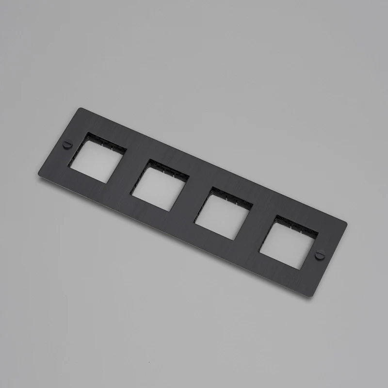 Buster + Punch Wall Plate Horizontal without Infills