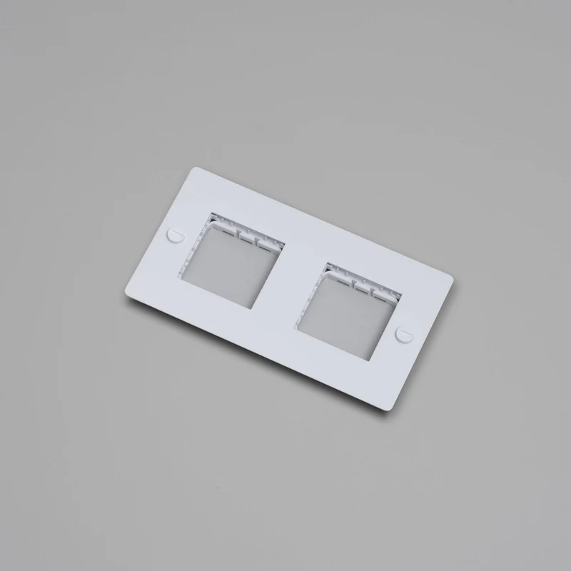 Buster + Punch Wall Plate Horizontal without Infills