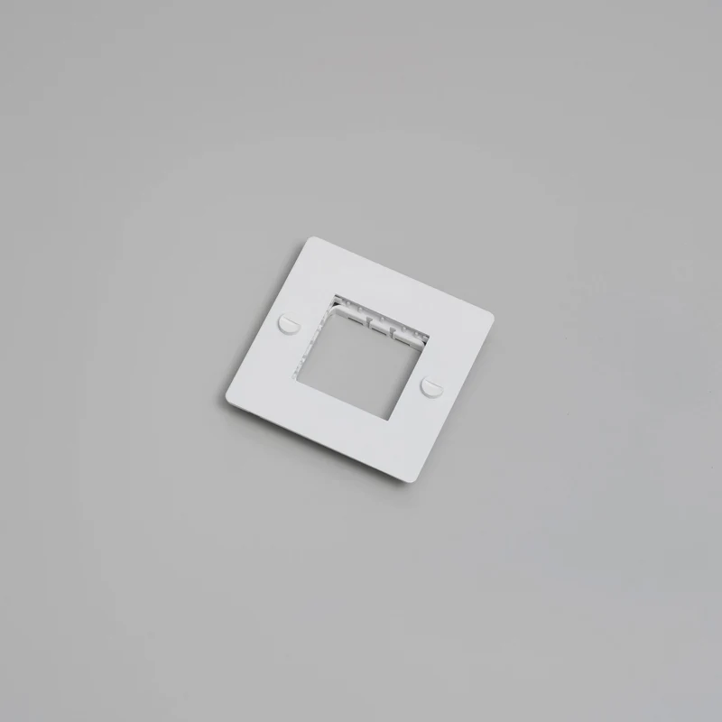 Buster + Punch Wall Plate Horizontal without Infills