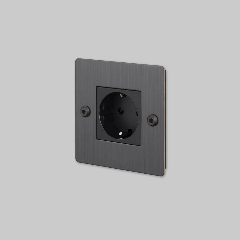Buster + Punch Schuko Socket Linear