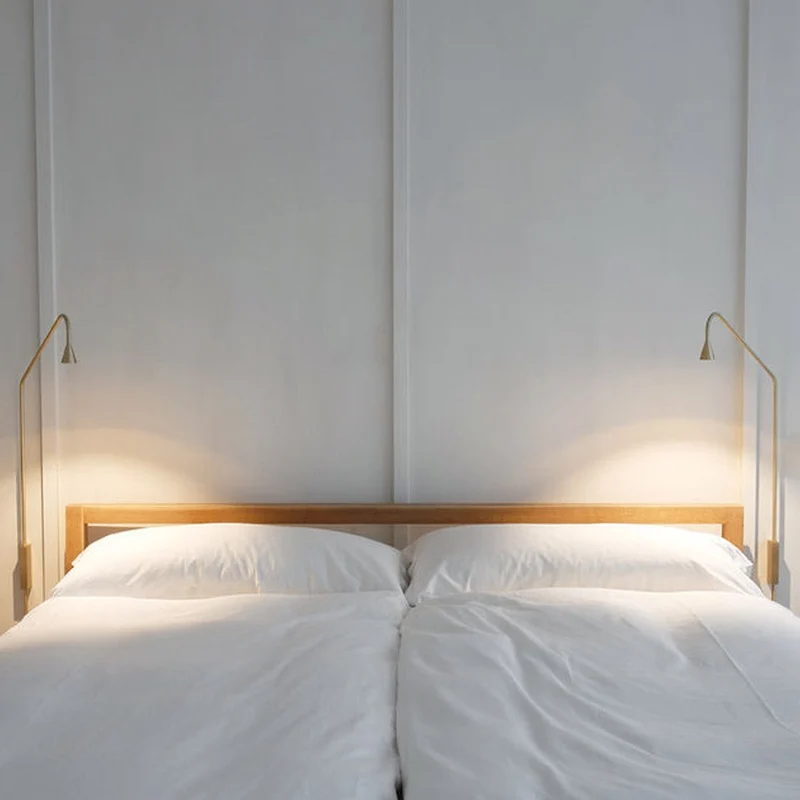 Trizo21 Austere Wall Lamp with Plug