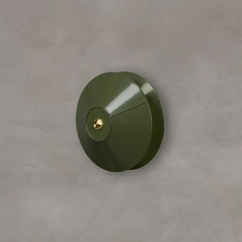 Minale 2Shades Closed Wall Lamp
