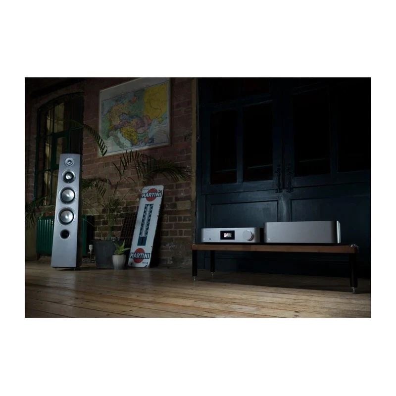 Cambridge Audio Edge W