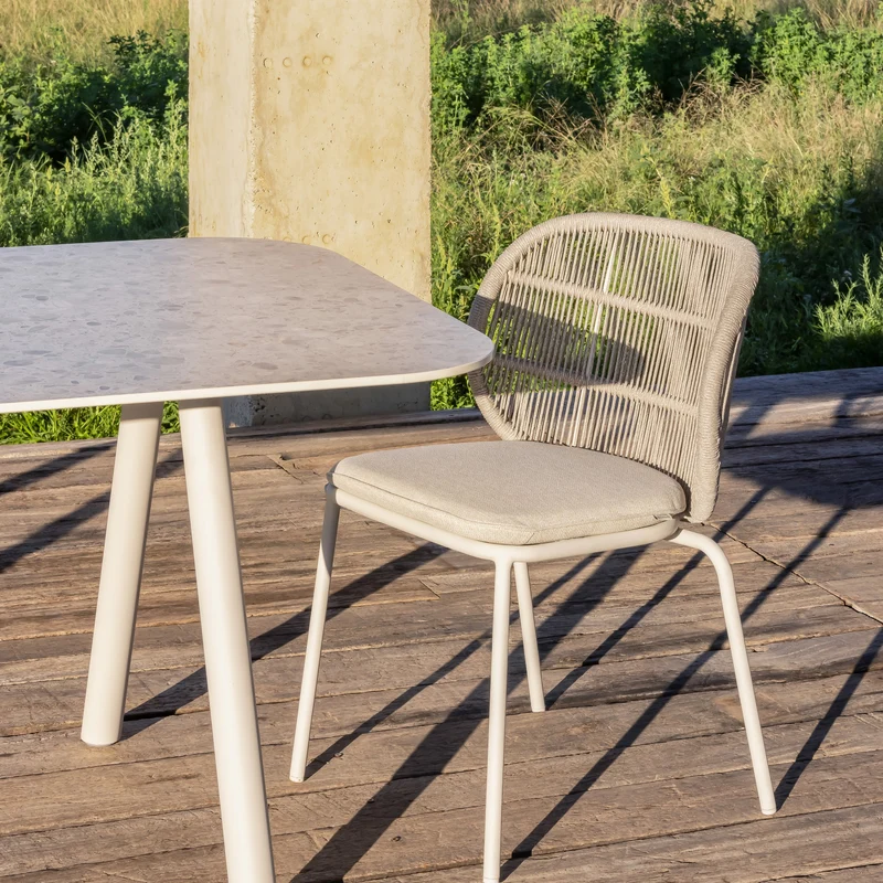 Vincent Sheppard Kodo Dining Table