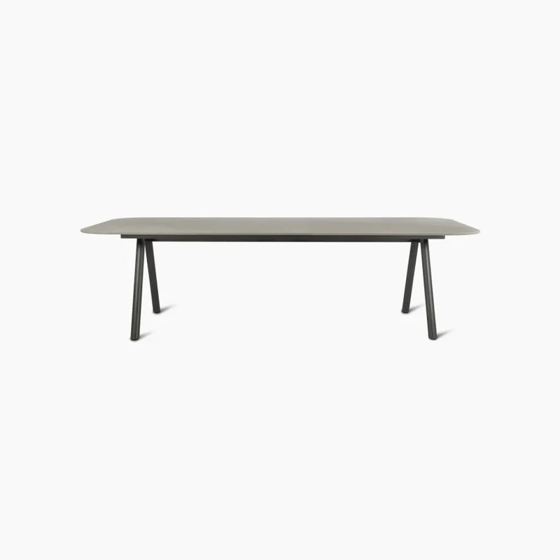 Vincent Sheppard Kodo Dining Table