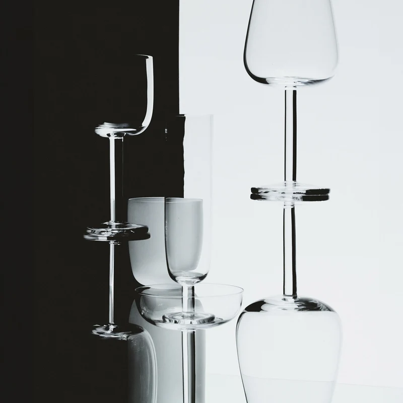 Serax Base Red Wine Glass Curved