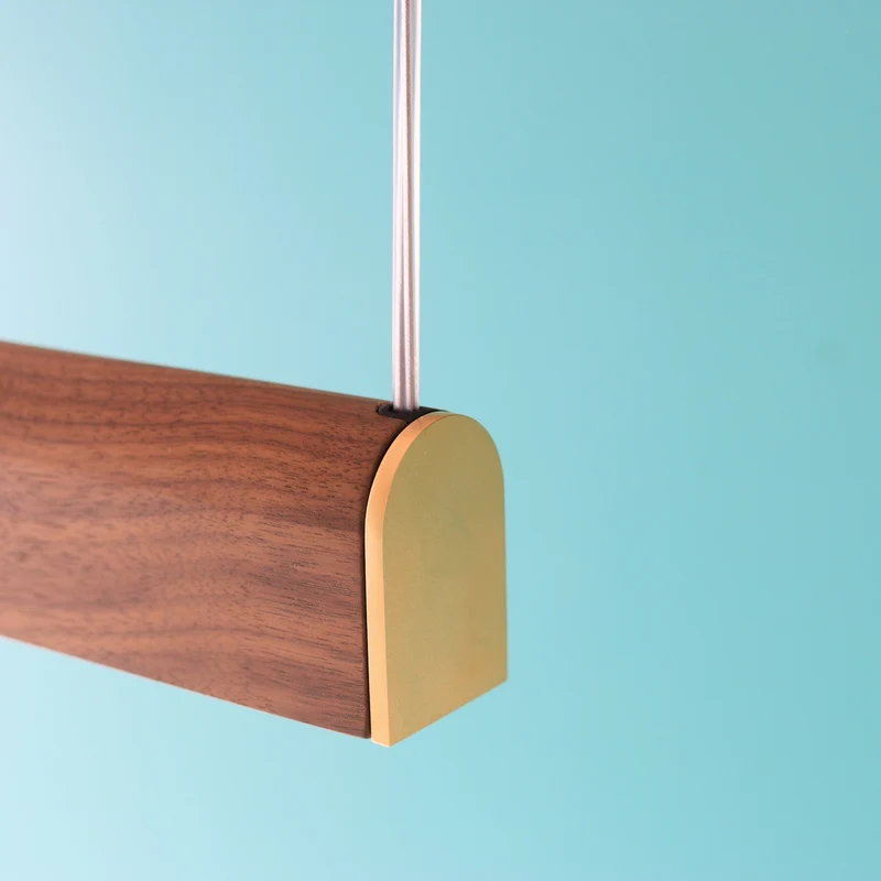 Tunto Curve - 880 mm - Walnut / Gold Pendant