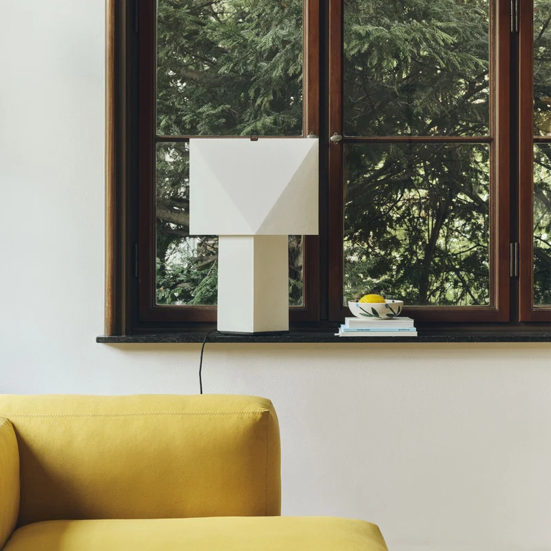 Hay Aplat Table Lamp