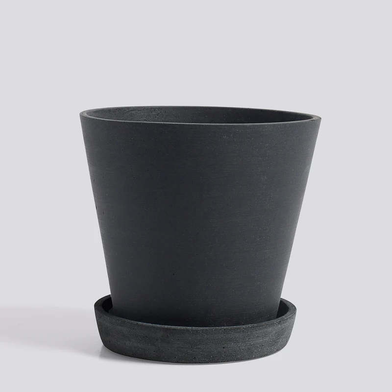 Hay Flowerpot with Saucer