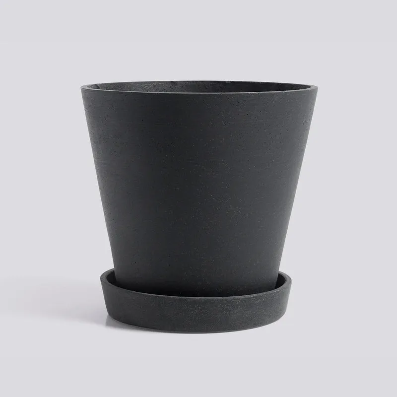 Hay Flowerpot with Saucer