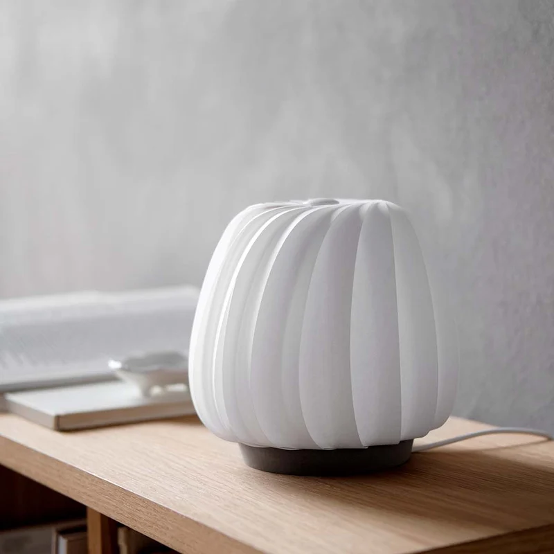 Tom Rossau ST906 Table Light