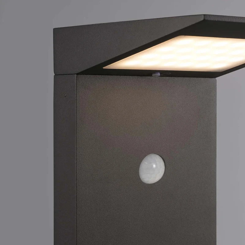 Faro Soleil Solar Beacon Lamp