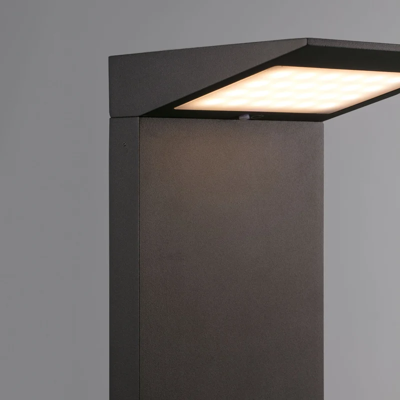 Faro Soleil Solar Beacon Lamp