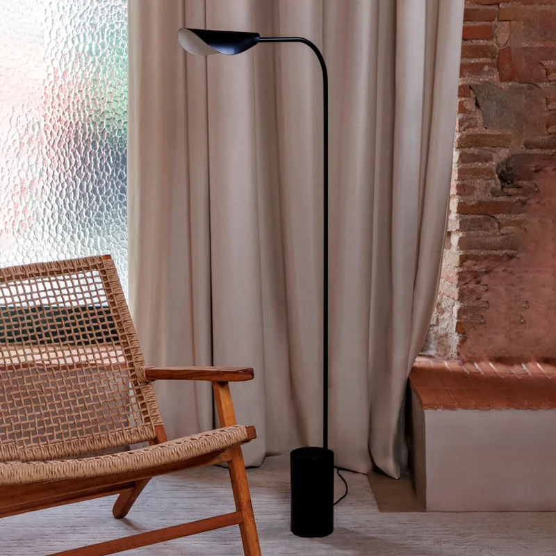 Faro Liggera Floor Lamp
