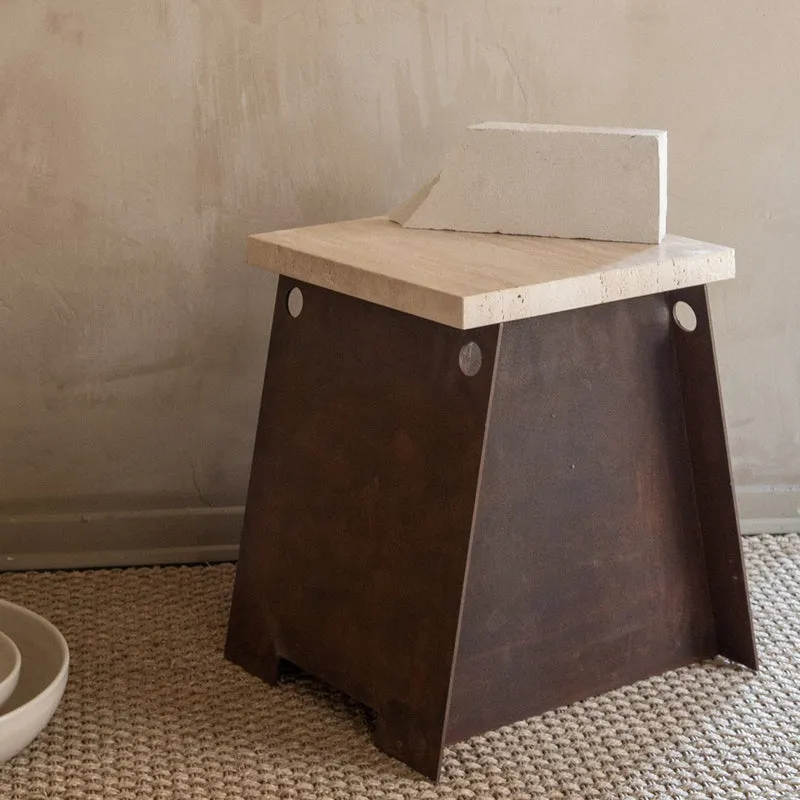 Frama 64 Plinth