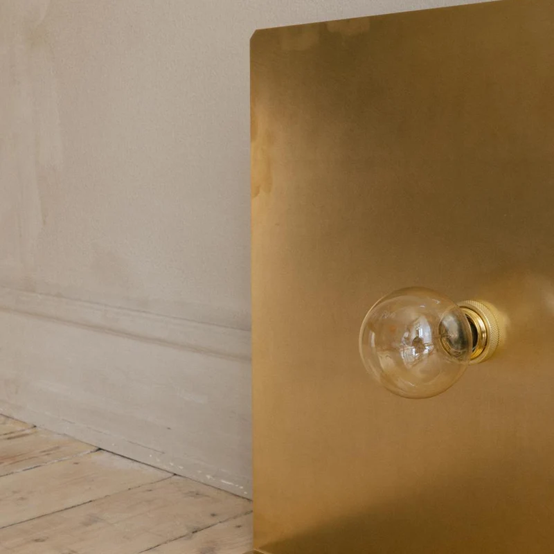 Frama 90° Floor Light
