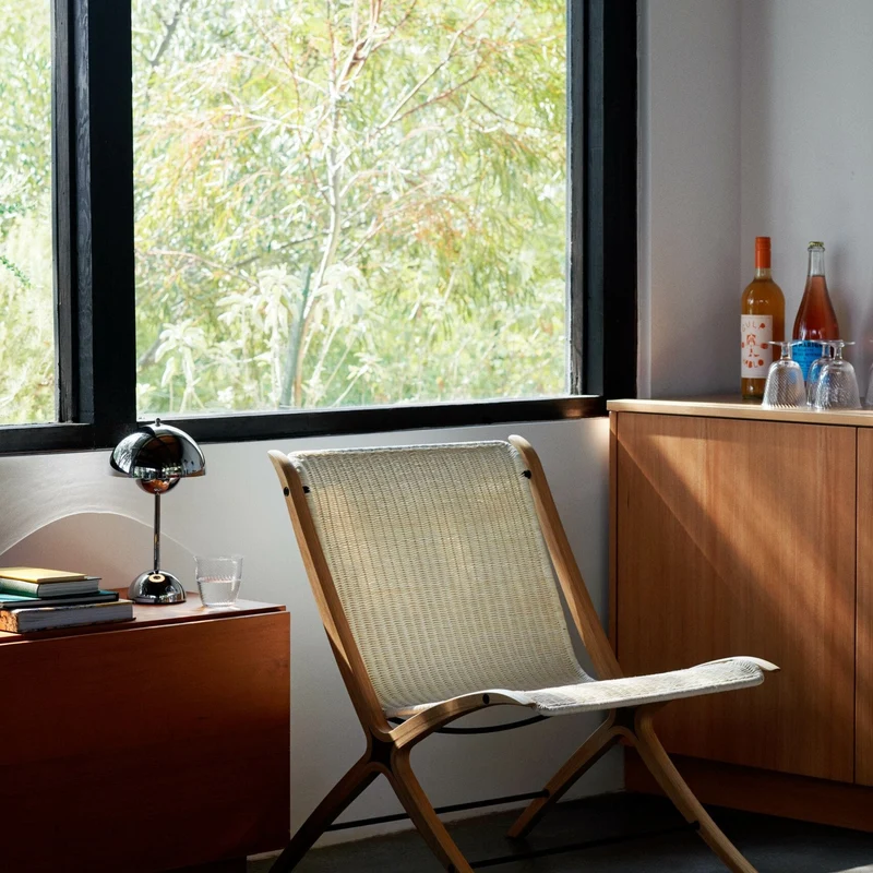 &Tradition X Lounge Chair HM10
