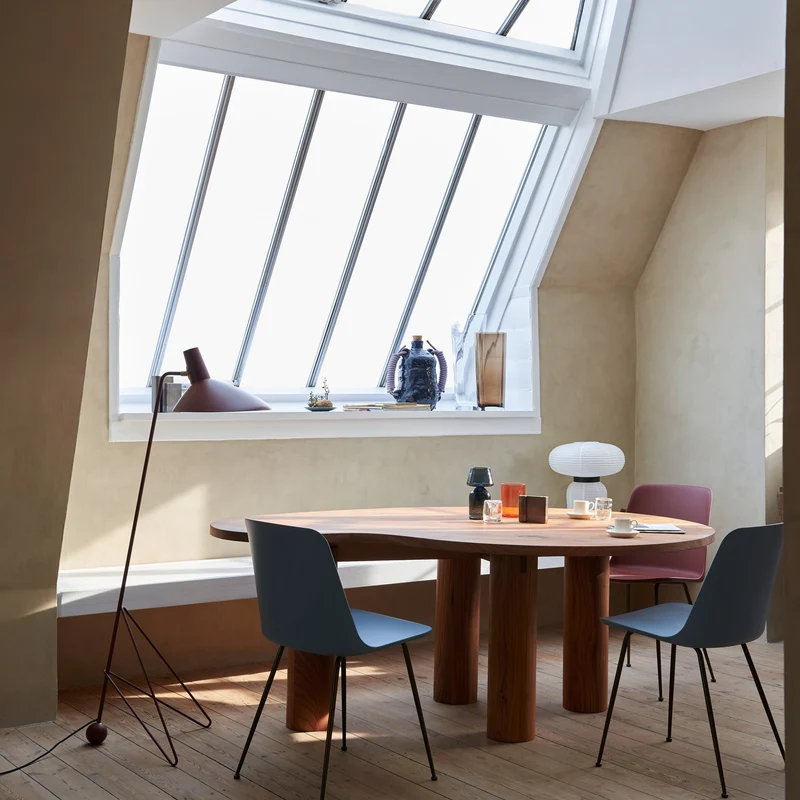 &Tradition Rely Side Chair HW6