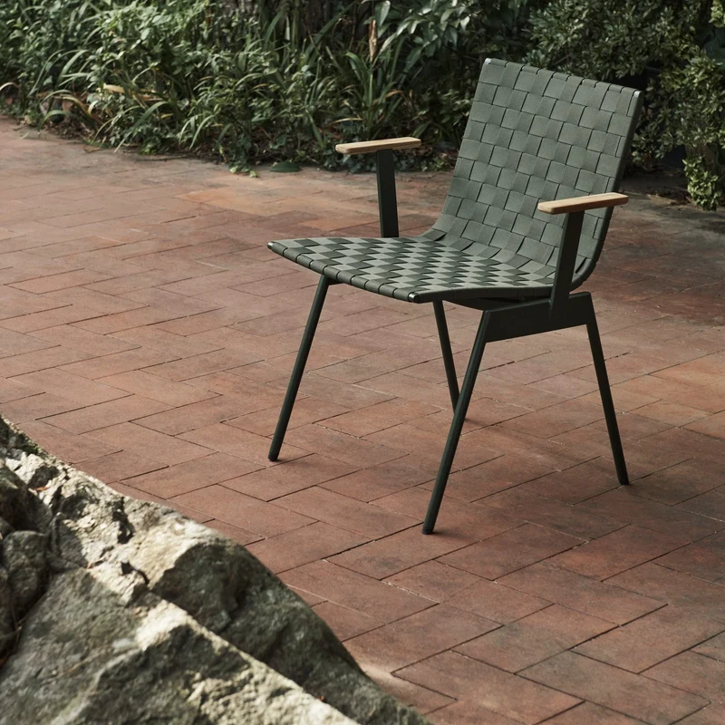 &Tradition Ville Outdoor Armchair AV34
