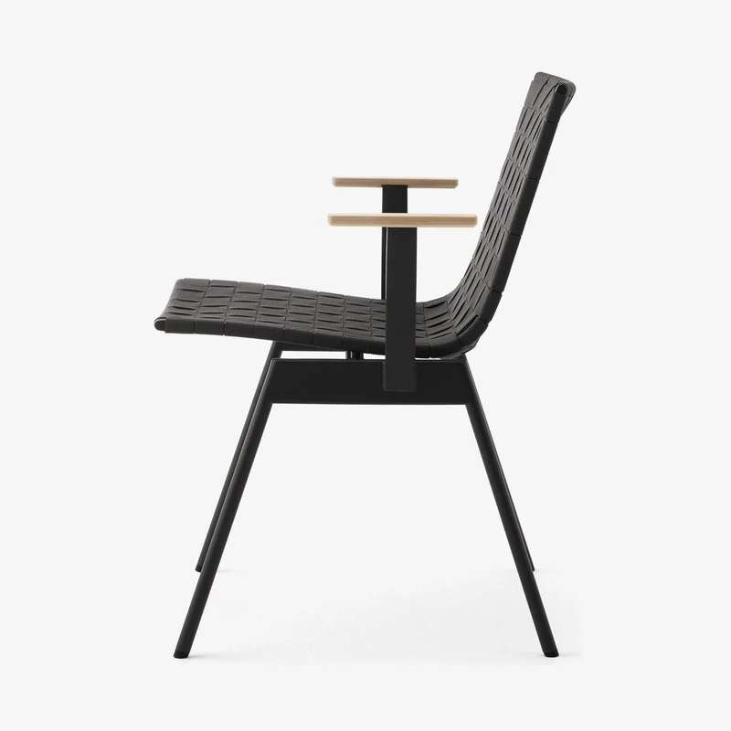 &Tradition Ville Outdoor Armchair AV34