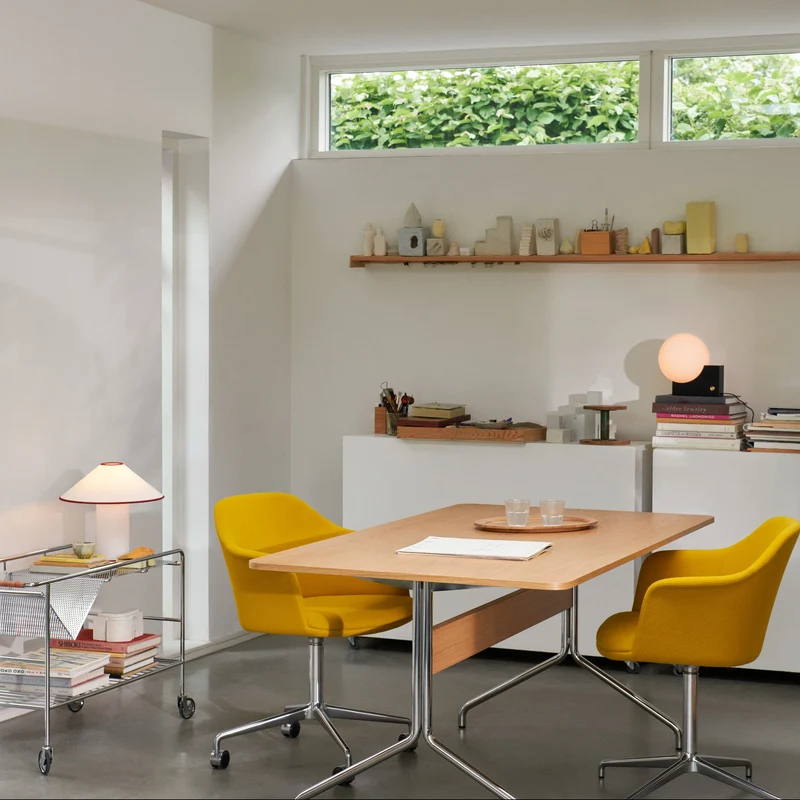 &Tradition Pavilion Dining Table AV18