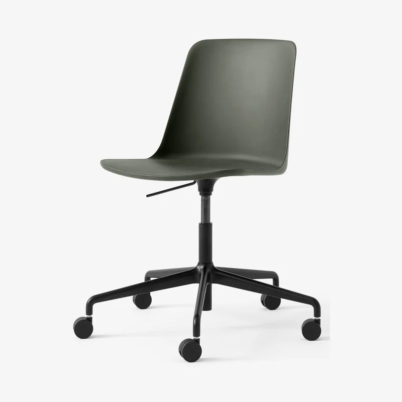 &Tradition Rely Side Chair HW28