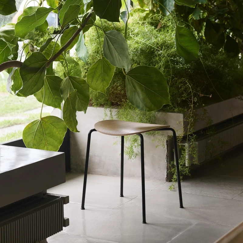 &Tradition Pavilion Stool AV36