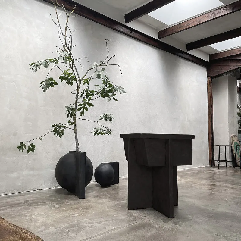 101 Copenhagen Offset Vase