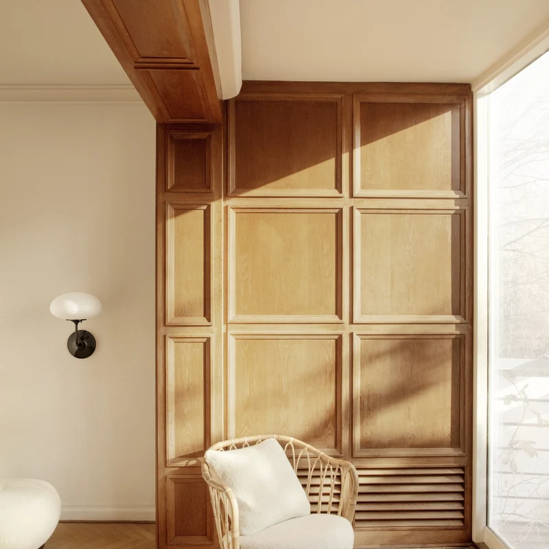 Gubi Stemlite Wall Lamp