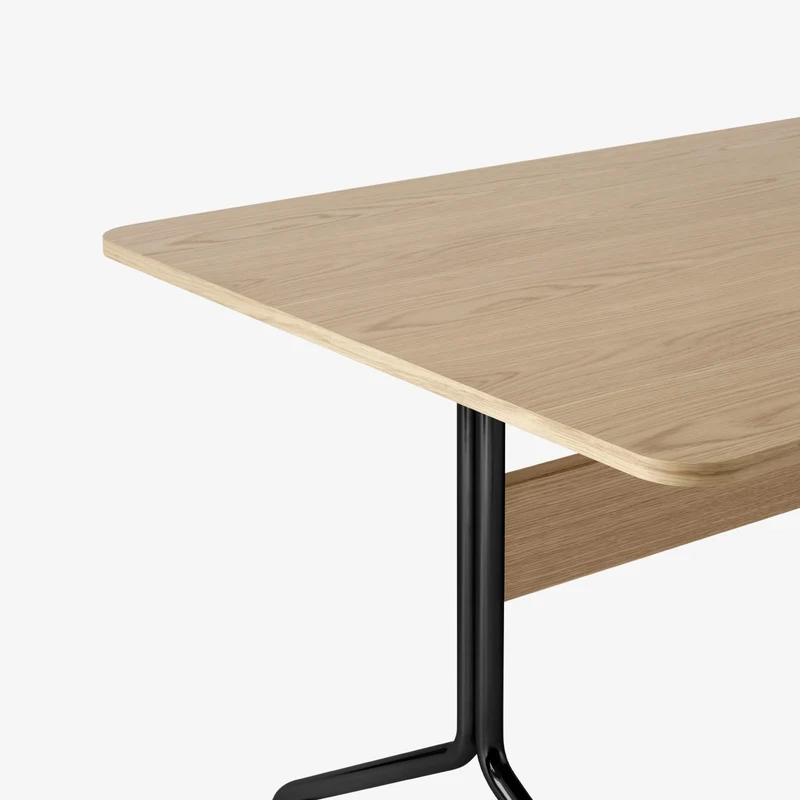 &Tradition Pavilion Dining Table AV19