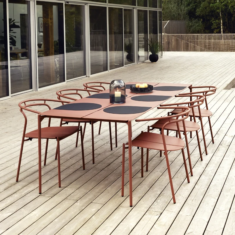 AYTM Novo Outdoor Dining Table