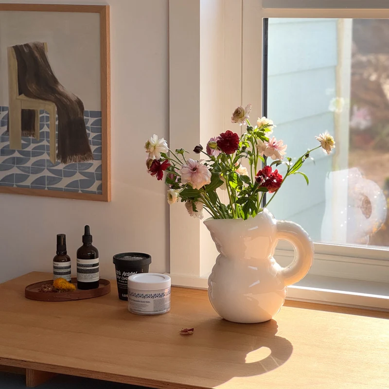Home Studyo Emily Jug