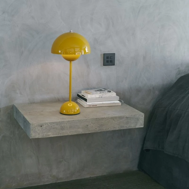 &tradition Flowerpot VP3 Table Lamp - UK Version