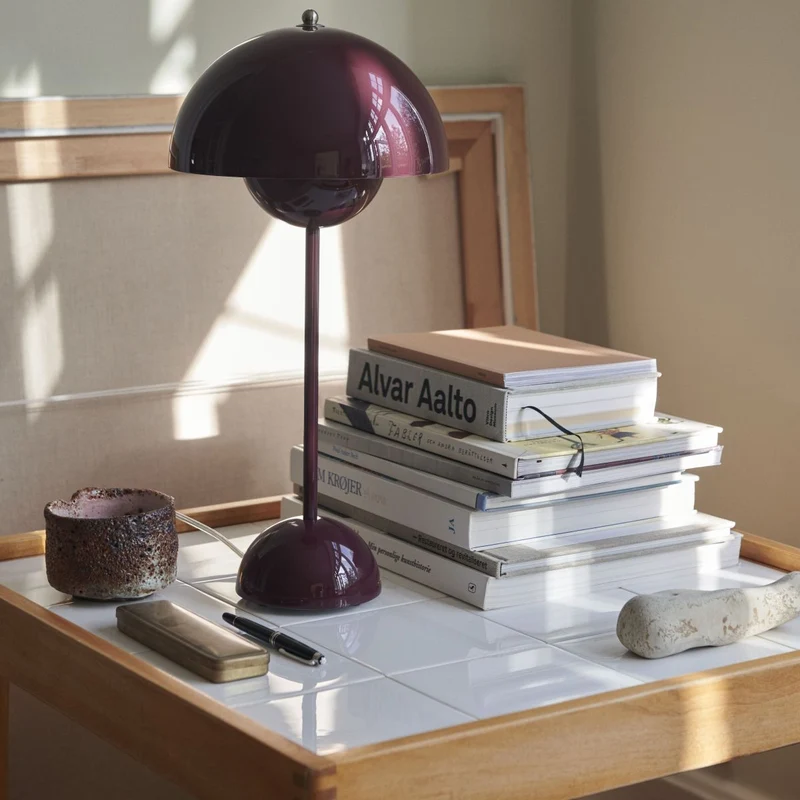 &tradition Flowerpot VP3 Table Lamp - UK Version