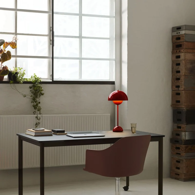 &tradition Flowerpot VP3 Table Lamp - UK Version