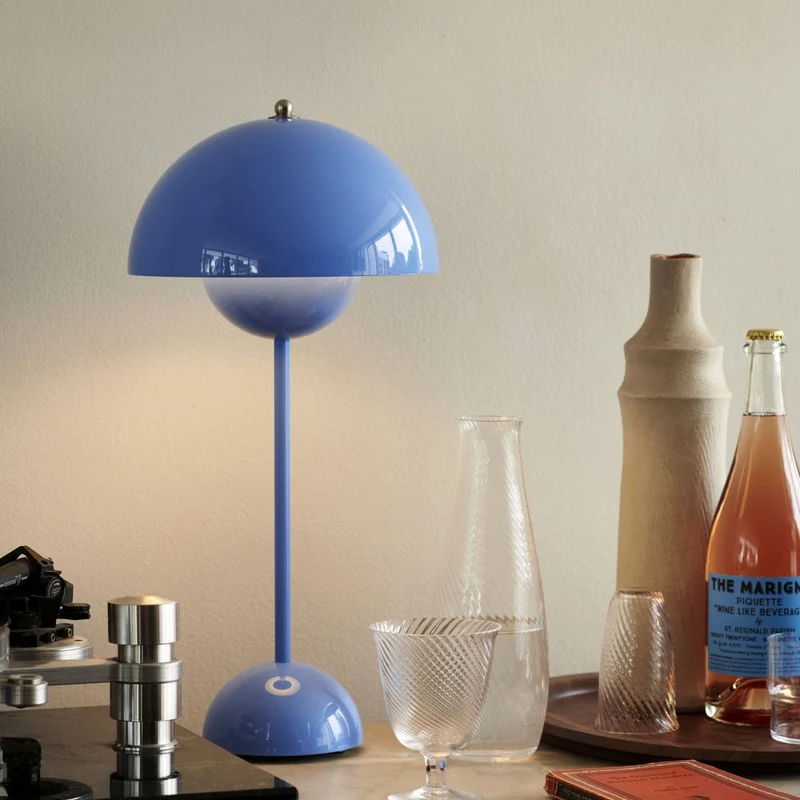 &tradition Flowerpot VP3 Table Lamp - UK Version