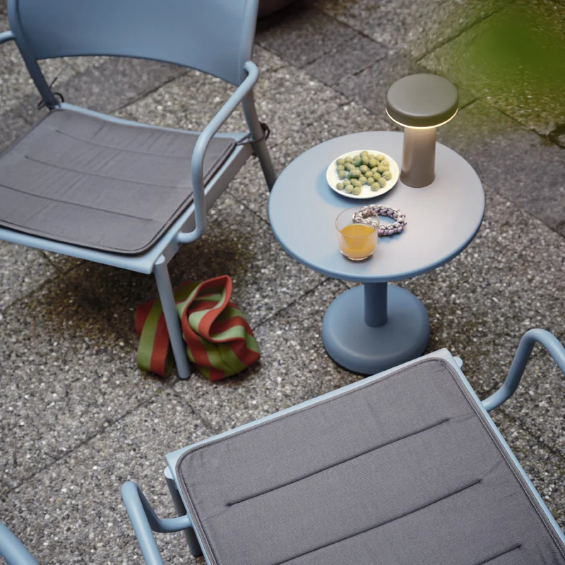 Muuto Linear Steel Coffee Table
